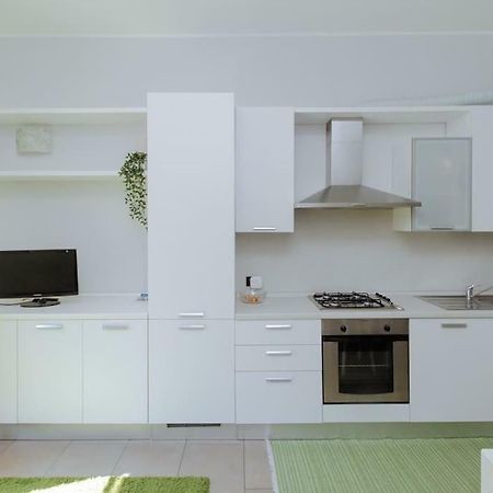 Spacious And New Apt In Citta Studi Milán Exterior foto
