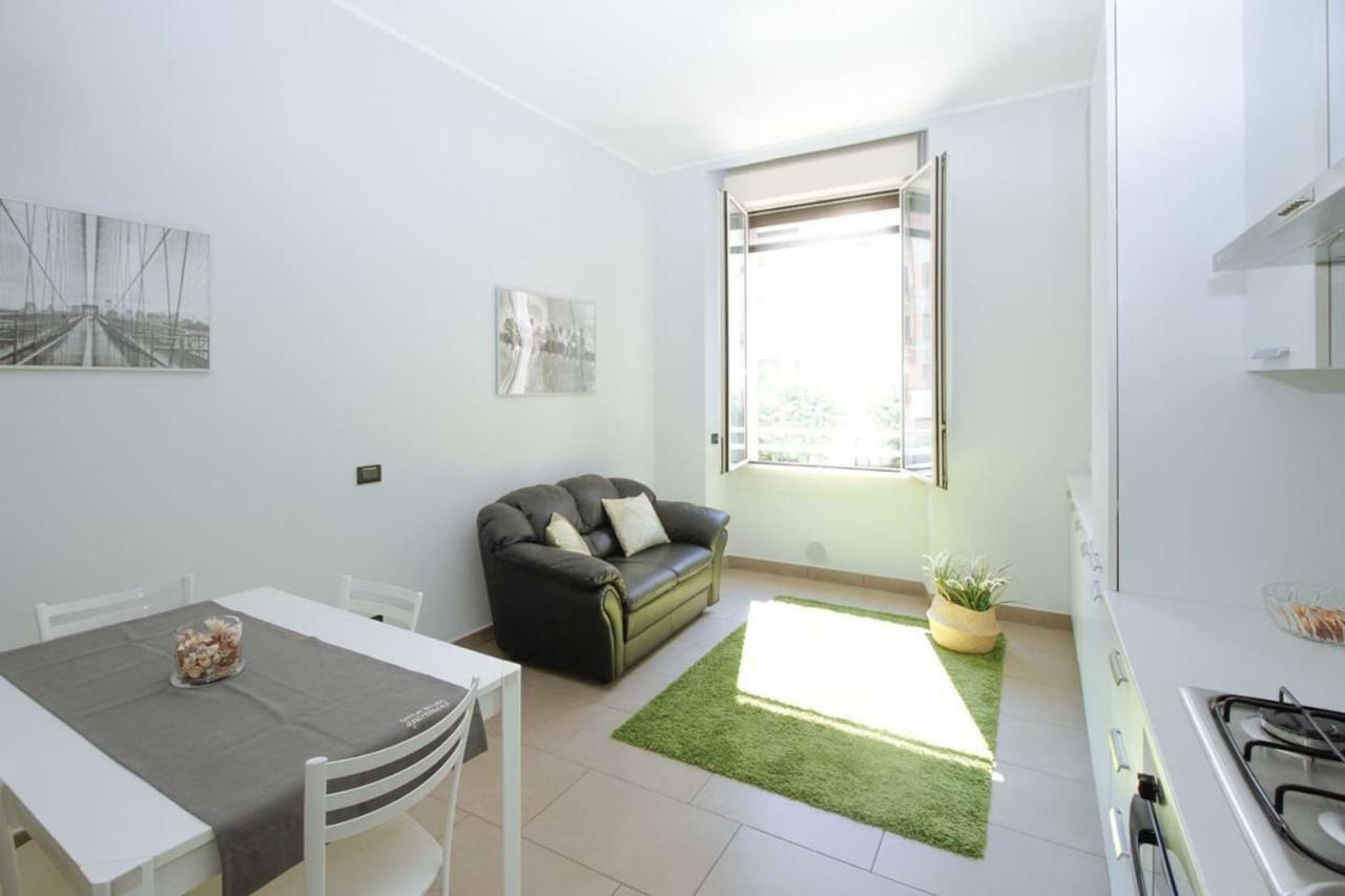 Spacious And New Apt In Citta Studi Milán Exterior foto